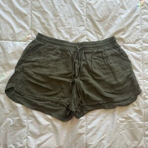 Universal Thread Green Loose Shorts with Drawstring Waist